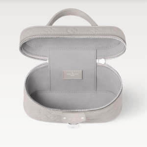 Vanity Chain Pouch M13593