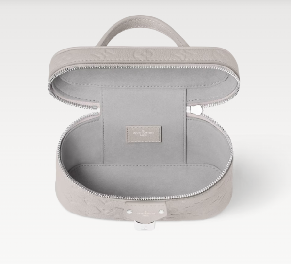Vanity Chain Pouch M13593