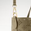 LOUIS VUITTON Blossom PM M23196（Rosemary）
