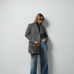 Gucci Diana medium tote bag black leather