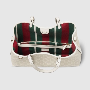 GG Emblem medium tote bag beige and white