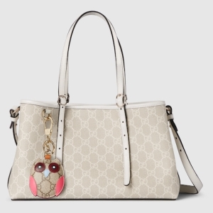 GG Emblem medium tote bag beige and white
