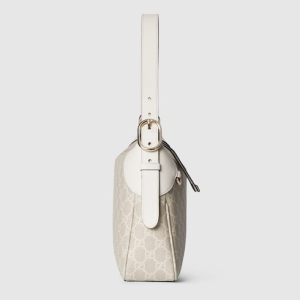 GG Emblem medium shoulder bag beige and white