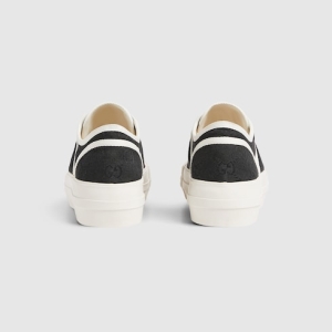 Women's chunky trainer black