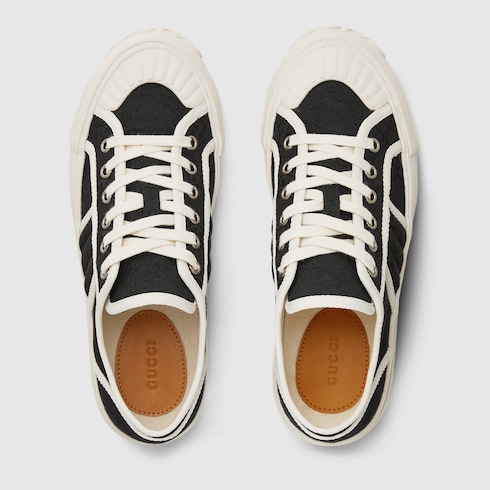 Women's chunky trainer black