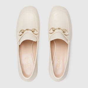 Women's loafer pump with Horsebit ivory
