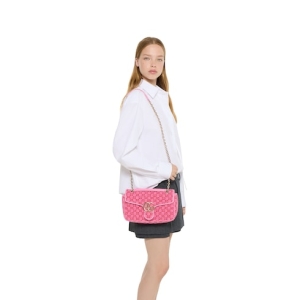 GG Marmont medium shoulder bag