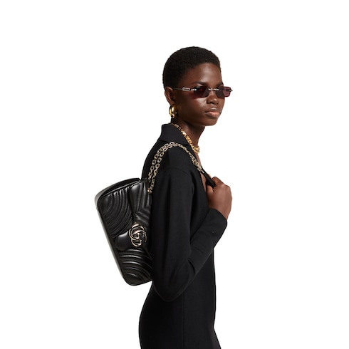 GG Marmont medium shoulder bag black leather