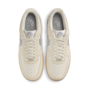 Nike Air Force 1 '07 LV8 yellow