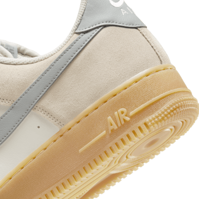 Nike Air Force 1 '07 LV8 yellow