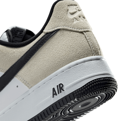 Nike Air Force 1 '07 LV8 Light yellow