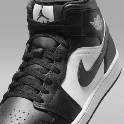 Air Jordan 1 Mid DQ8426-010