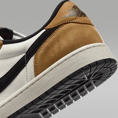 Air Jordan 1 Low OG CZ0790-107