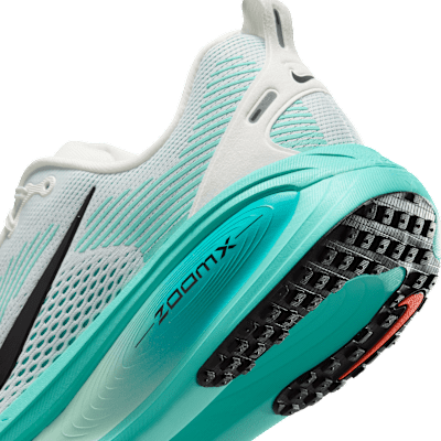 Nike Vomero 18 HM6803-103