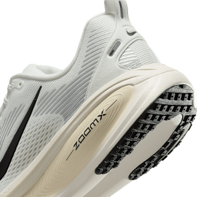 Nike Vomero 18 HM6803-101