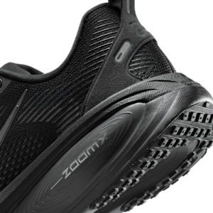 Nike Vomero 18 HM6803-005