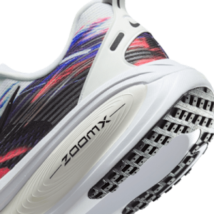 Nike Vomero 18 SE IB8164-999