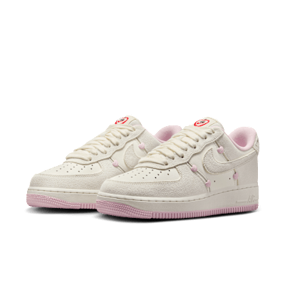 Nike Air Force 1 '07 LX Light pink
