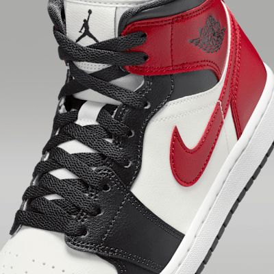 Air Jordan 1 Mid BQ6472-160