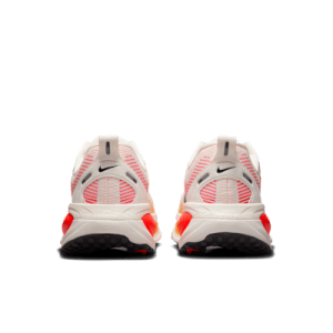 Nike Vomero 18 HM6804-100