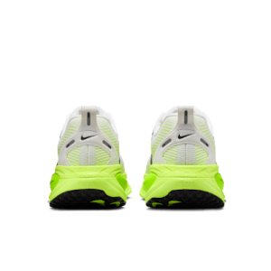 Nike Vomero 18 HM6804-102