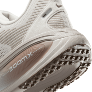 Nike Vomero 18 HM6804-003