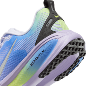 Nike Vomero 18 SE IB5169-500