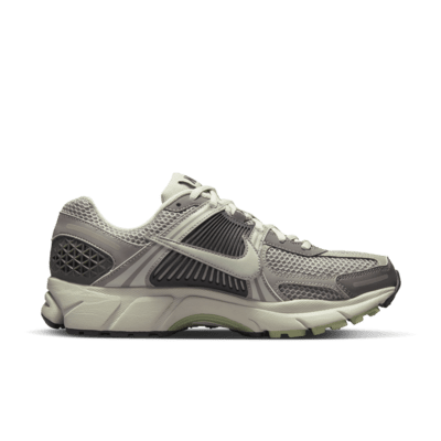 Nike Zoom Vomero 5 FB8825-001