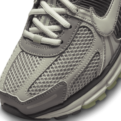 Nike Zoom Vomero 5 FB8825-001