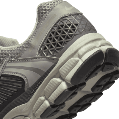 Nike Zoom Vomero 5 FB8825-001